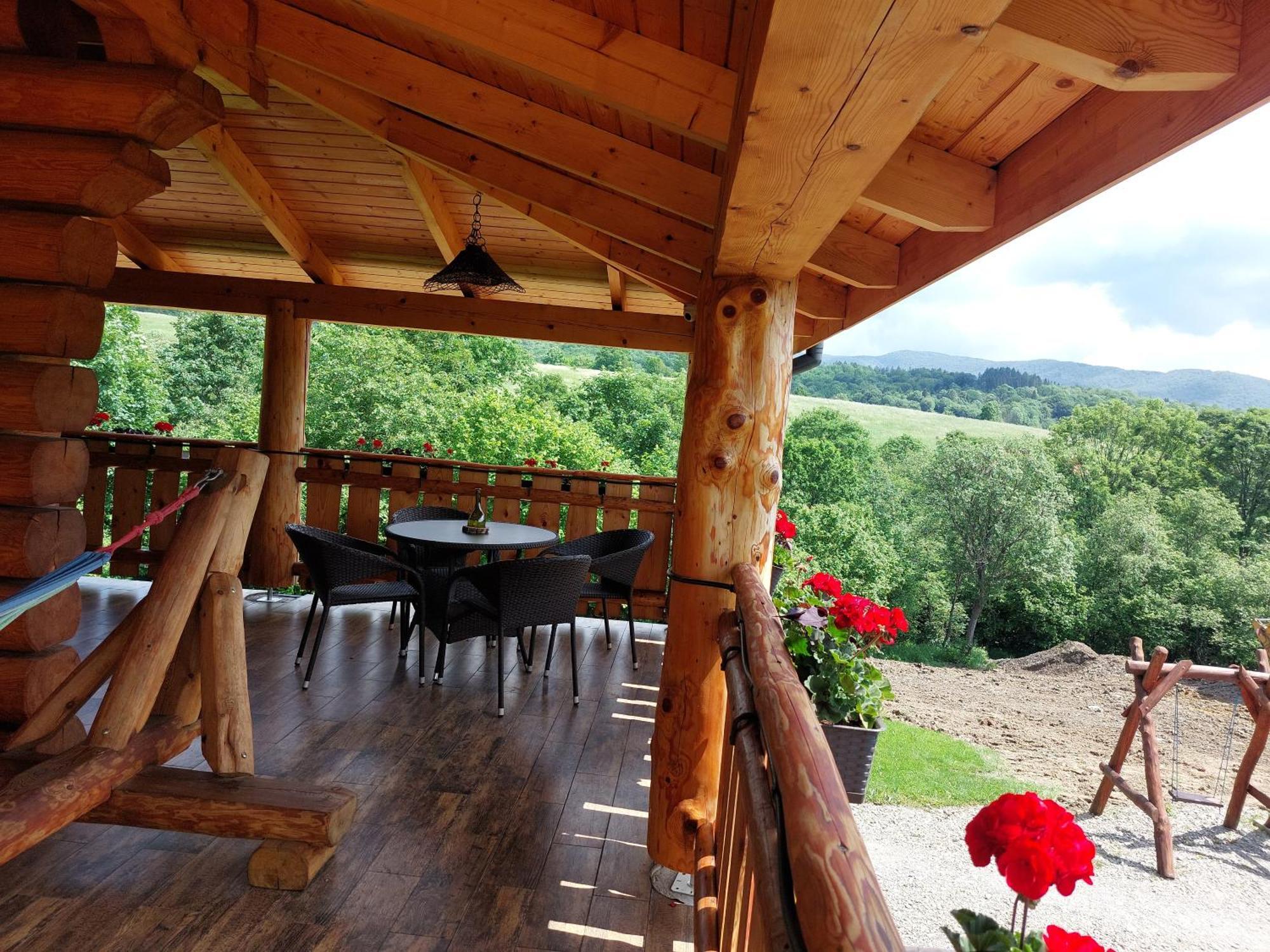 Bieszczadzkie Marzenie Wetlina Hotel Luaran gambar